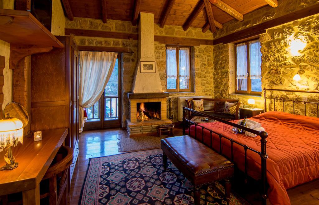 Pigi Tarlampa Hotel Ano Trikala Habitación foto
