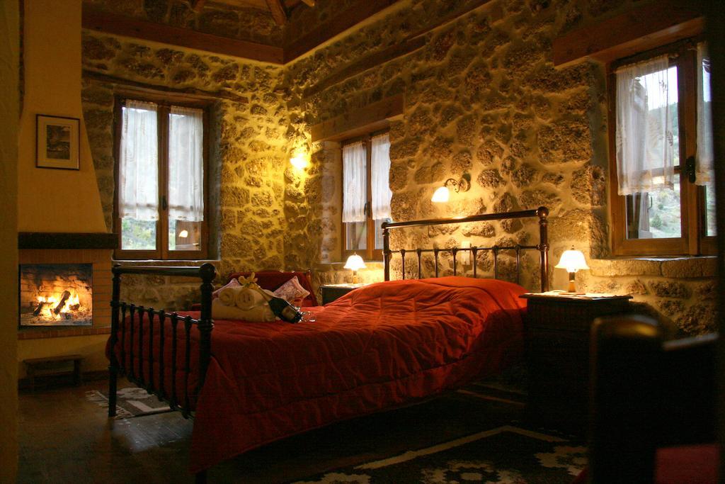 Pigi Tarlampa Hotel Ano Trikala Habitación foto