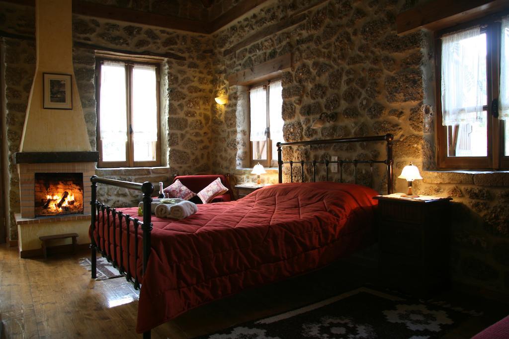 Pigi Tarlampa Hotel Ano Trikala Habitación foto